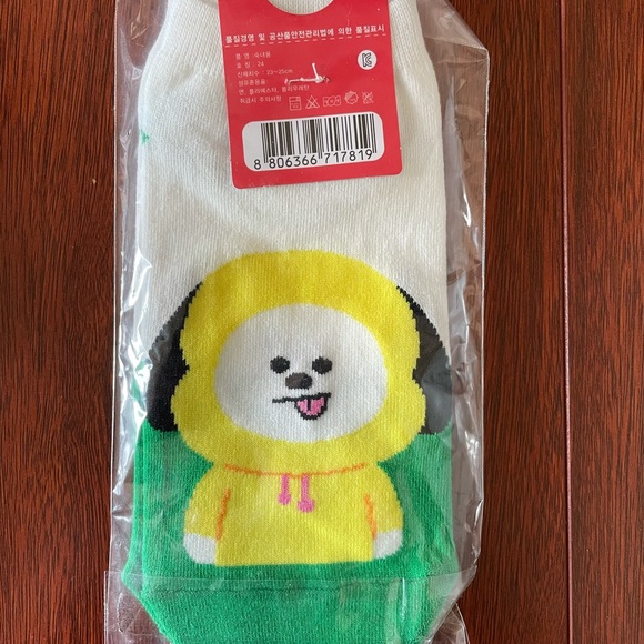 BT21 Socks - Picture 3 of 9